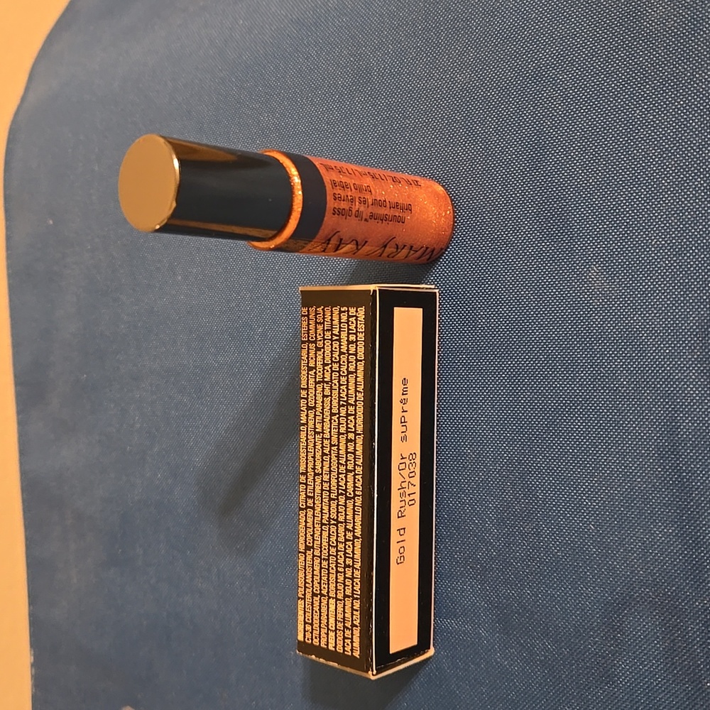 GOLD RUSH Marykay's nourishing lip gloss